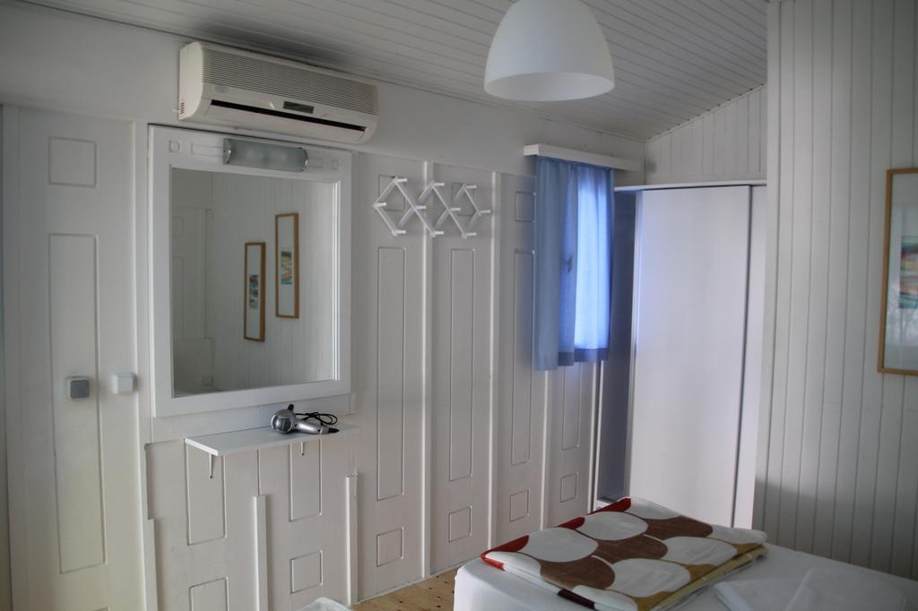 Defne Pension Çıralı Quarto foto